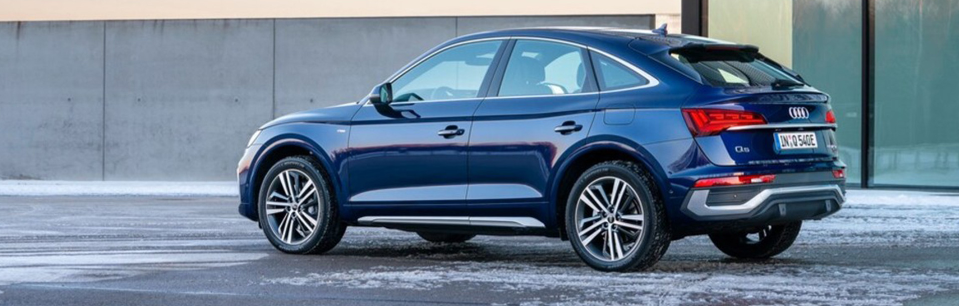 See the 2022 Audi Q5 in Madison, WI | Features Review